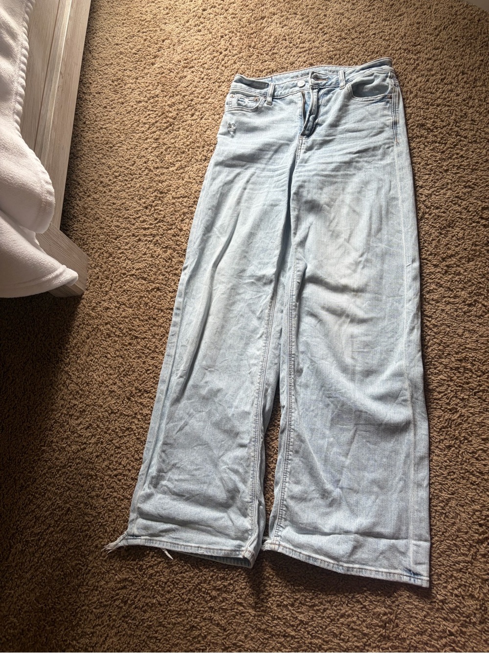 American Eagle Outfitters Light Blue Wide Leg Jeans